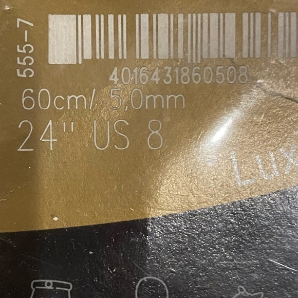 Addi Natura Circular Bamboo Knitting Needle & Mini Mochi Yarn 60cm/5,0mm 24” US8 - Picture 5 of 5